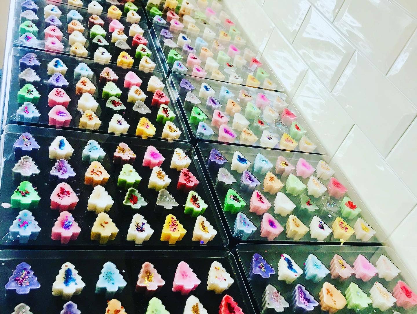 Belle's Home Fragrances - Vente Fondants - Calendrier de l’Avent Cire Parfumée 24 Parfums2