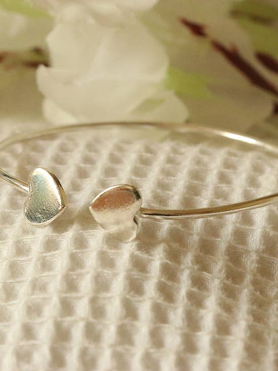 Simple Geometric Bracelet for wholesale by Urbiana