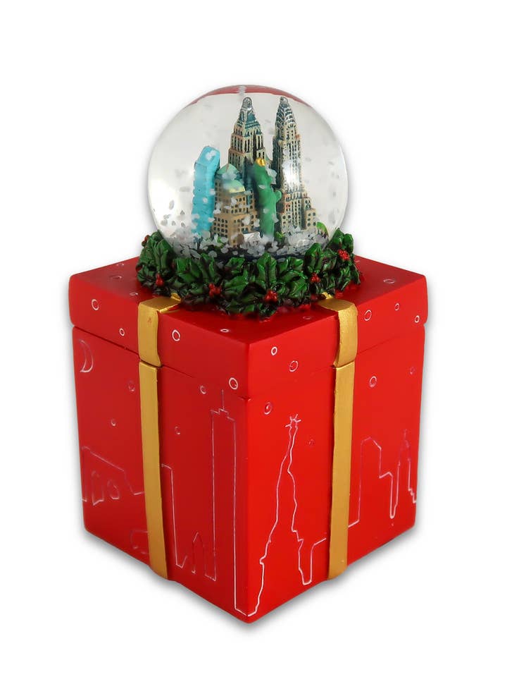 35mm Square Xmas Trinket Box for wholesale by ZIZO USA INC