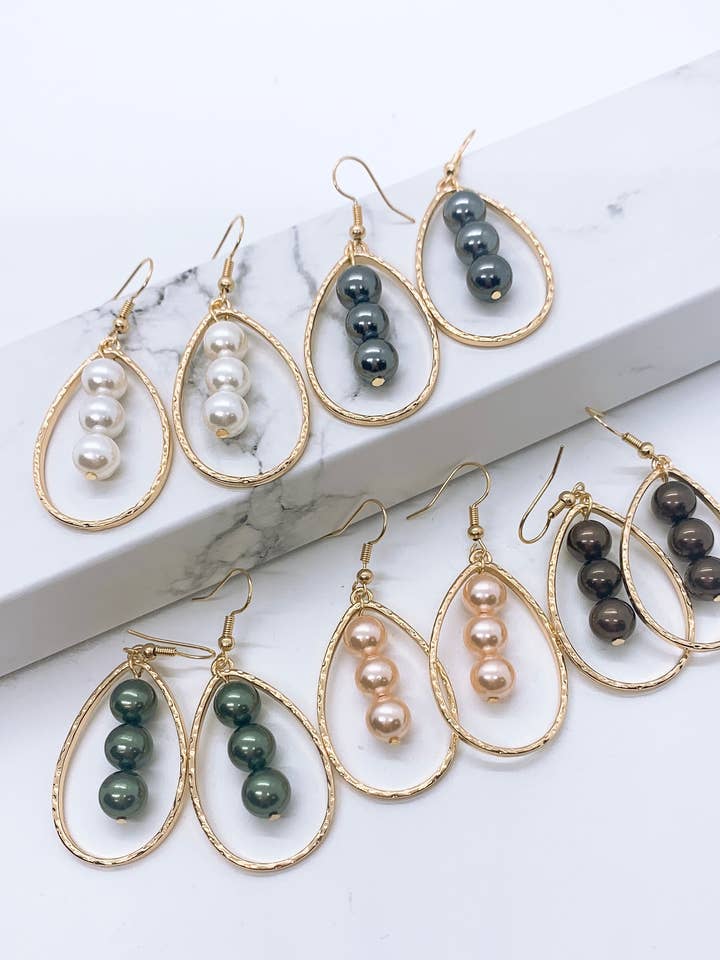 Boucle d'oreille en forme de goutte pour la vente par Anela's Jewelry