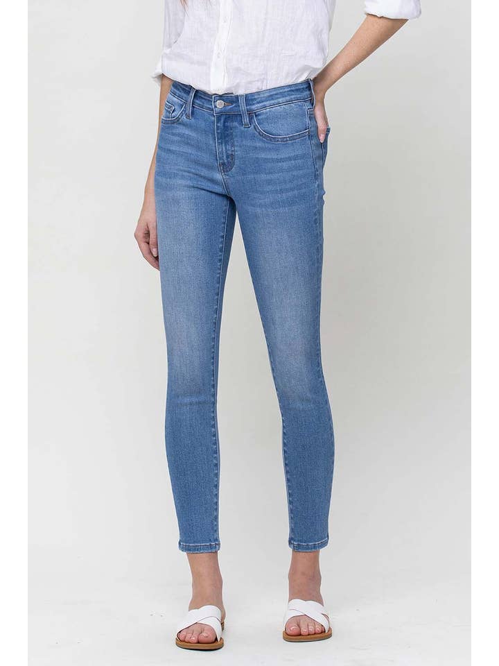 LIGHT WASH MID RISE ANKLE SKINNY JEANS V2423L for wholesale on Faire