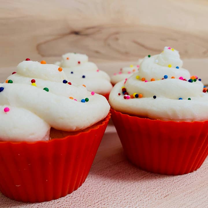Fox Run Brands - Wholesale Cupcake/Muffin Liner - Bakelicious Silicone Cupcake Liners, Set 12, Red, 3"