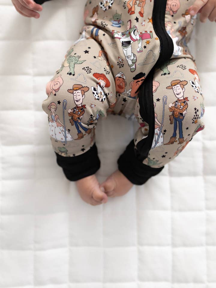 Ellie Sue - Wholesale Sleepsuit - Baby - Round Up Gang Zipper Romper