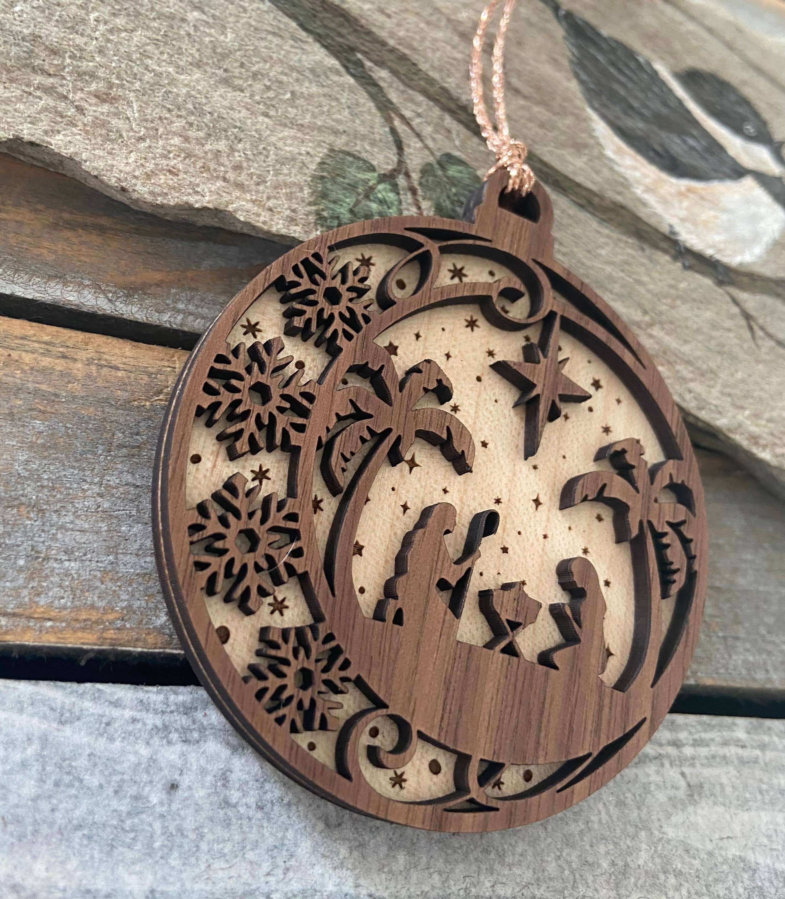 Chickadee Creations - Vente Objets de décoration - Décoration de Noël, décoration 2D en bois, crèche1