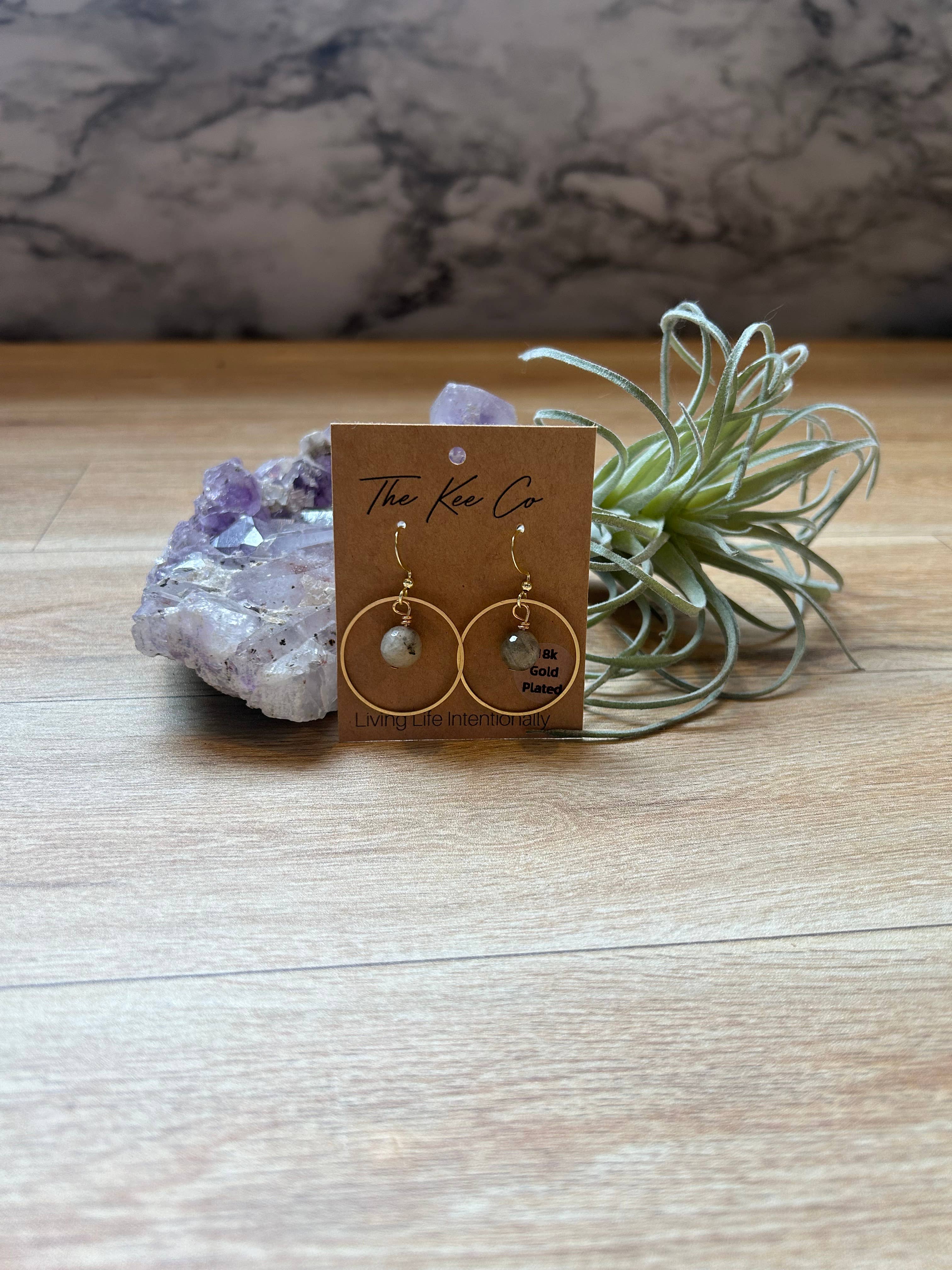 The Kee Co - Wholesale Dangle Earrings - Lily Shape Dangle Gemstone Earrings 18 kt Earwires1