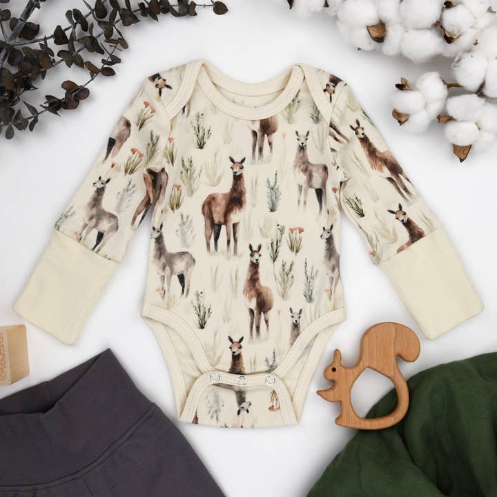 Body à manches longues pour bébé en coton biologique, Sorrel pour la vente par Earthy