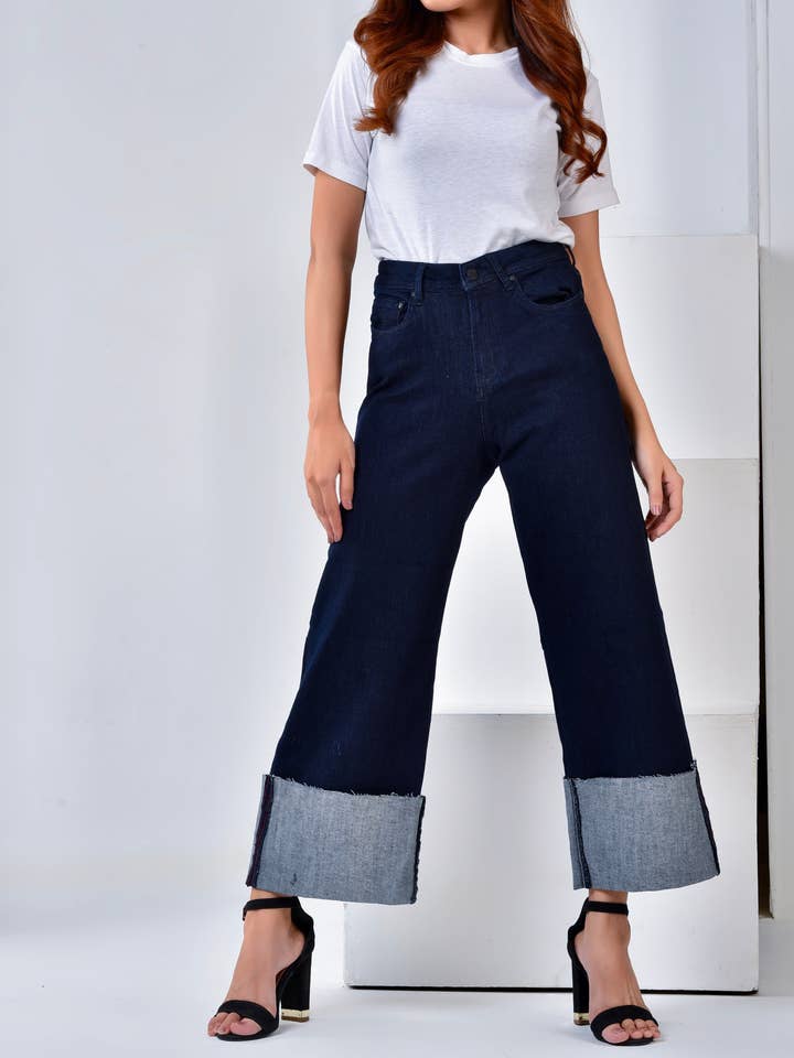 Hampton Verkürztes, entspanntes weites für den Großhandel von London Com Ltd.