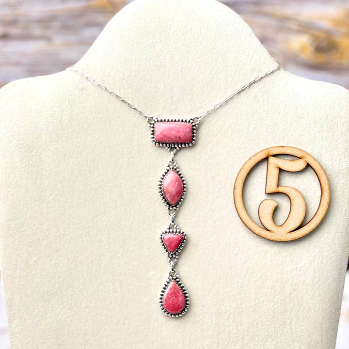 Krush Kandy - Vendita all'ingrosso Collana con ciondolo/pendaglio - Collane a grappolo con lastre di tulite1