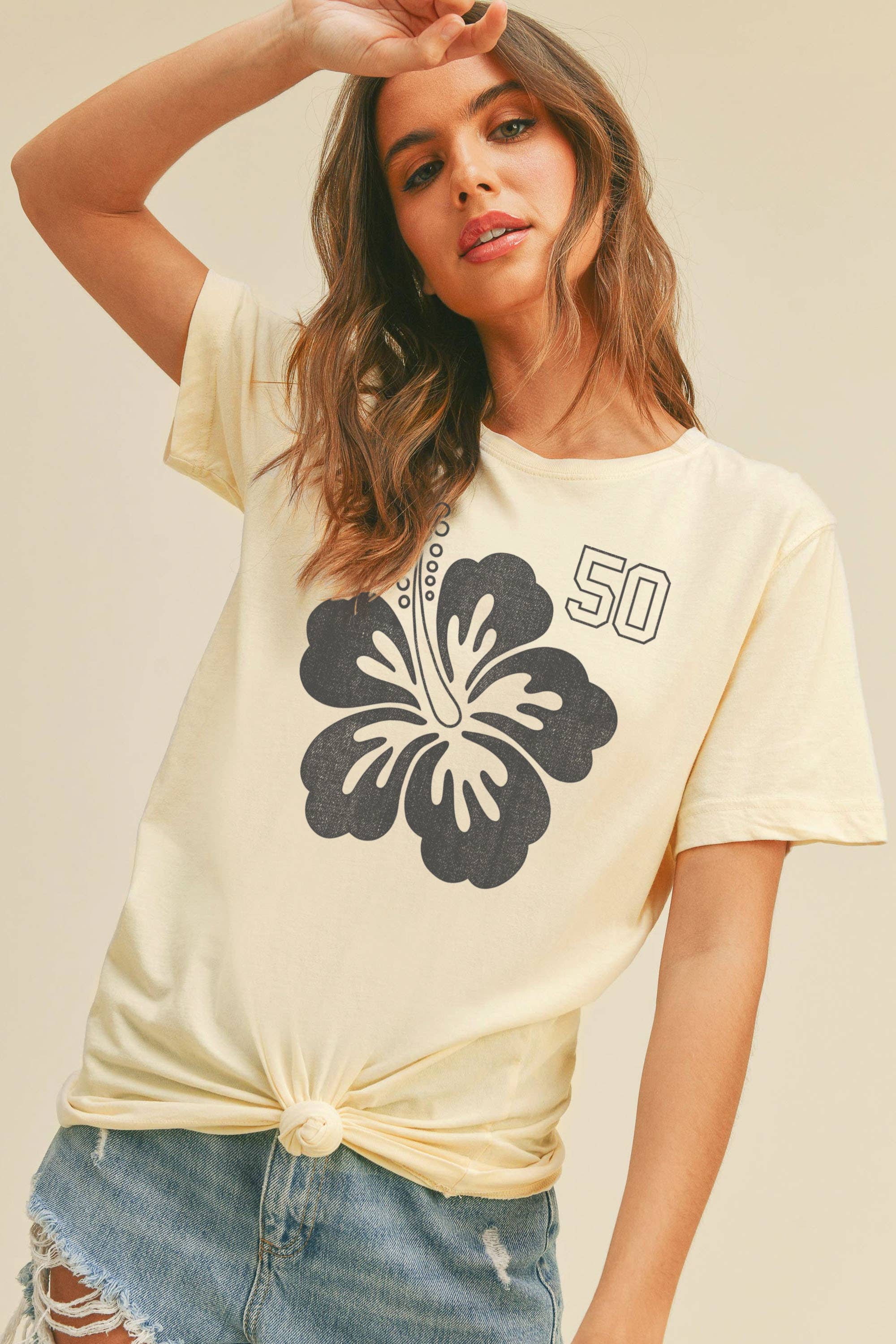 Honestee - Wholesale T-Shirt (Graphic) - Women's - Hawaiian Flower Graphic Short Sleeve T-Shirt7