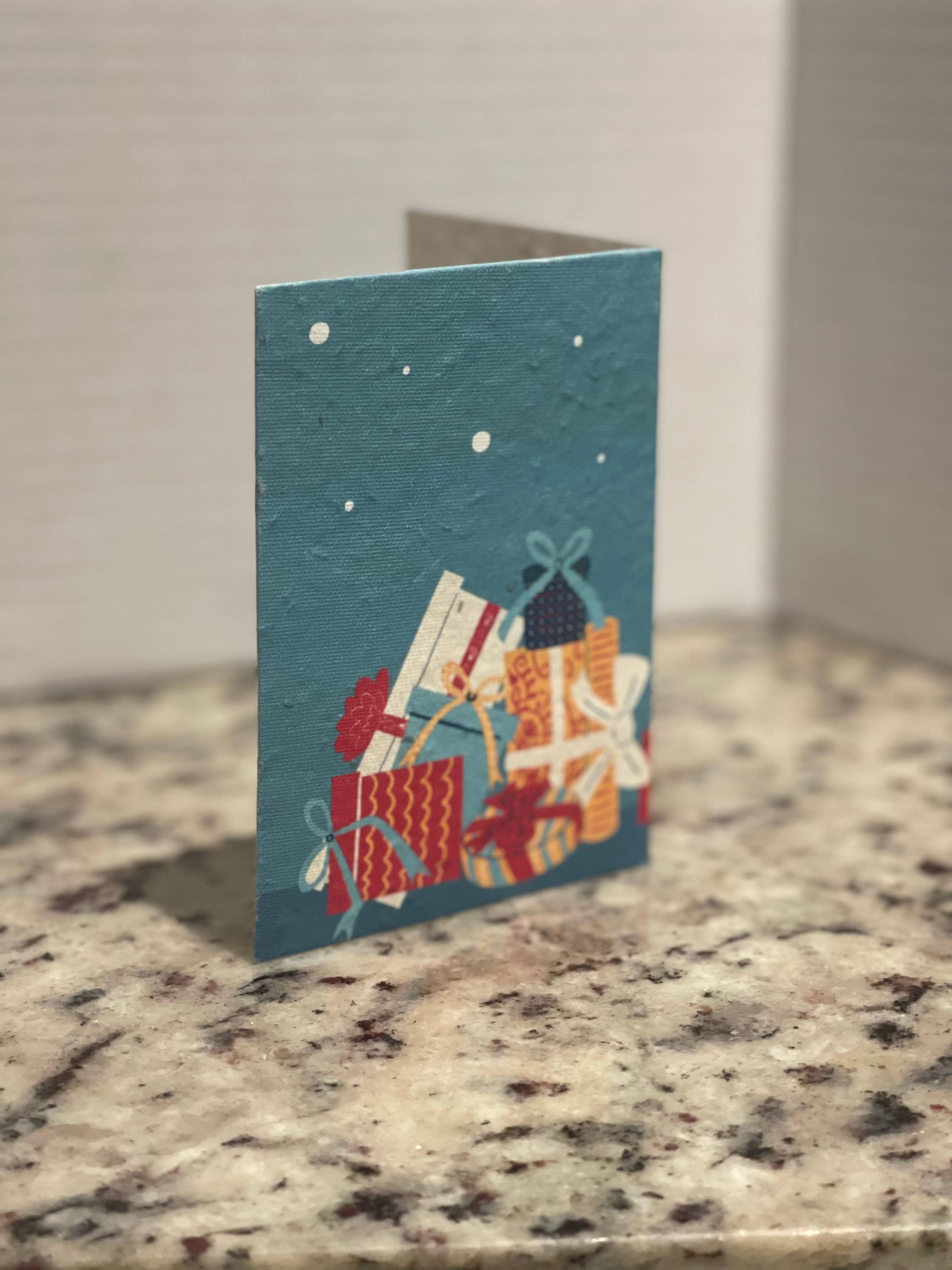 Granny B's Holiday Depot - Wholesale Christmas Card - Plantable Christmas Cards3