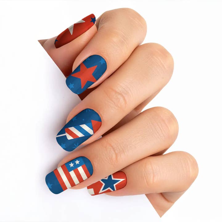 FYNE BODY - Wholesale Press-on/fake nails - Chrome Candy 4th of July Press-On Nails98
