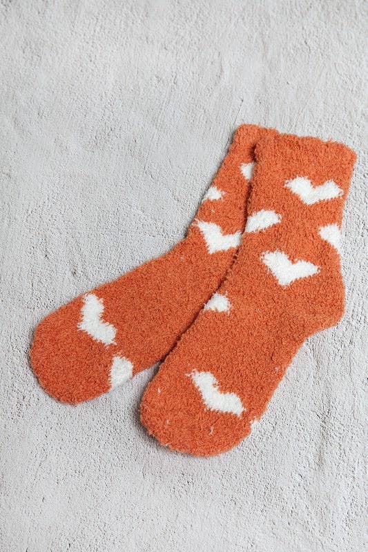 JOSSLYN by wall to wall - Wholesale Socks - Women's - WARM CORAL FLEECE PLUSH HEART FUZZY SOCKS | 40S020436