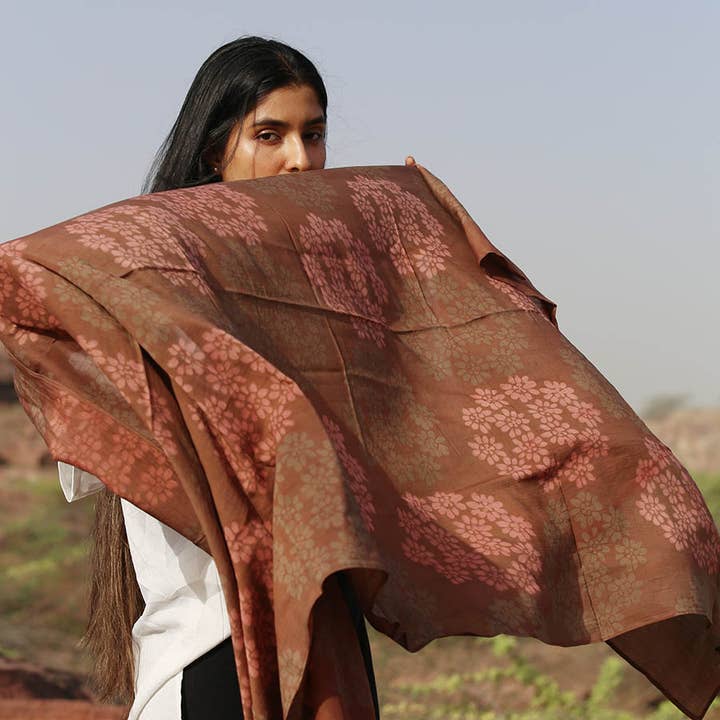 Ichcha - Wholesale Scarf - Women's - Handmade Block Print Terracotta Large Scarf | Autumn Breeze