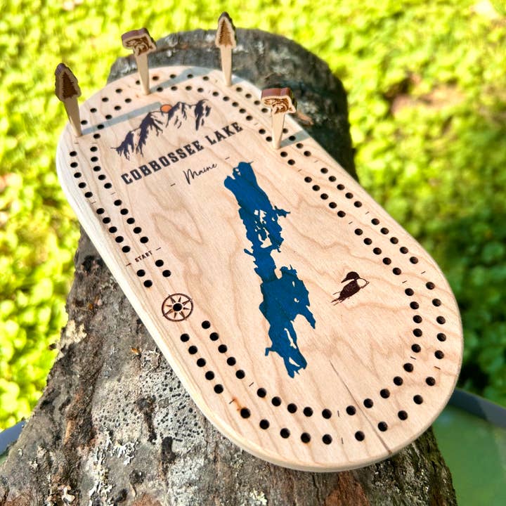 Cast & Carve - Wholesale Board Game - Lake Mini Travel Cribbage Set with Custom Pegs
