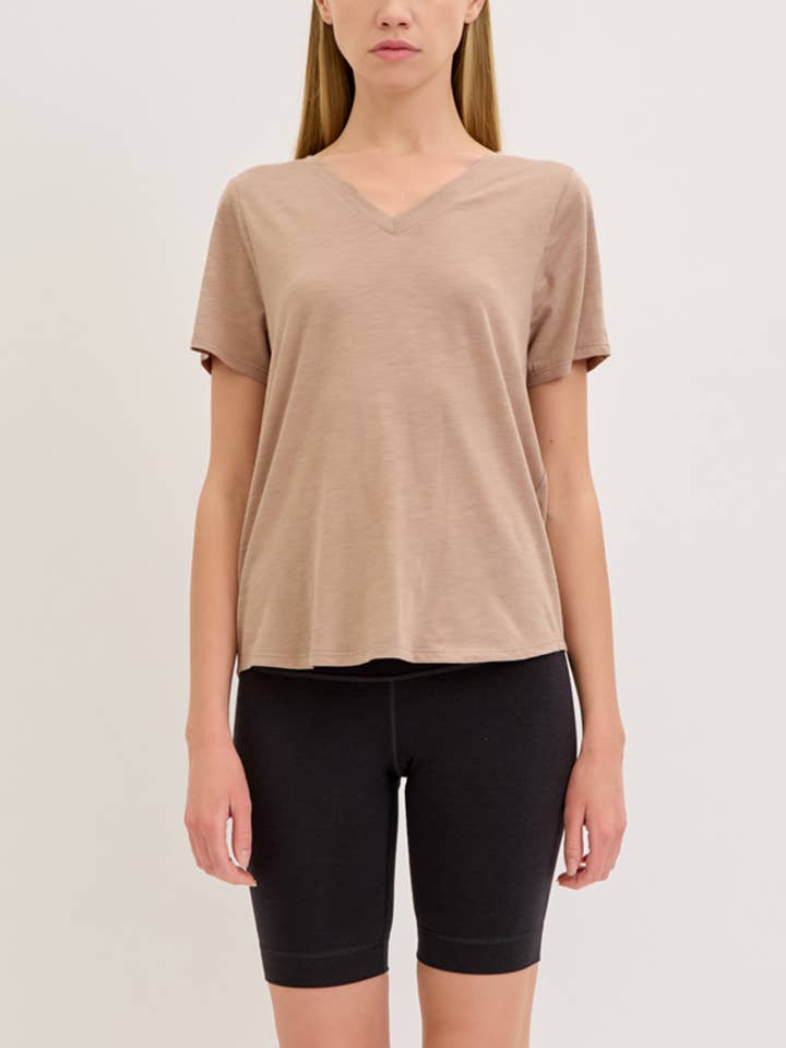 Studio Ko Clothing - Wholesale T-Shirt - Women's - BAMBOO COTTON SLUB V NECK SHORT SLEEVE