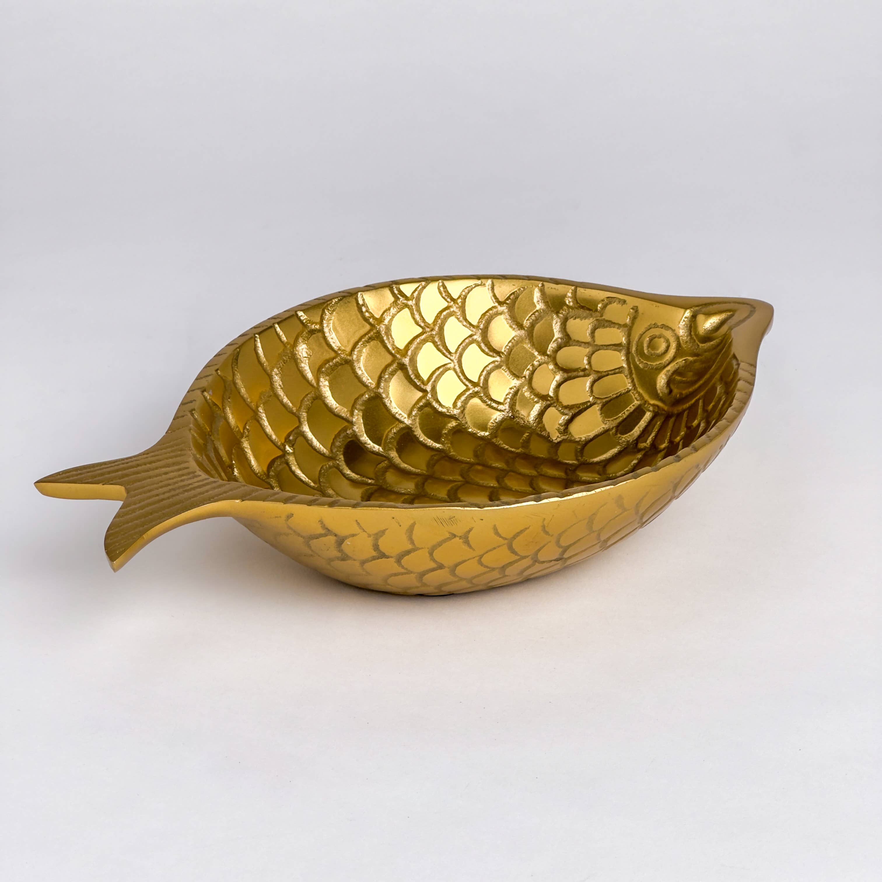 India Handicrafts Inc – wholesale Decorative plate/dish/bowl – Etched Gold Fish Bowl1