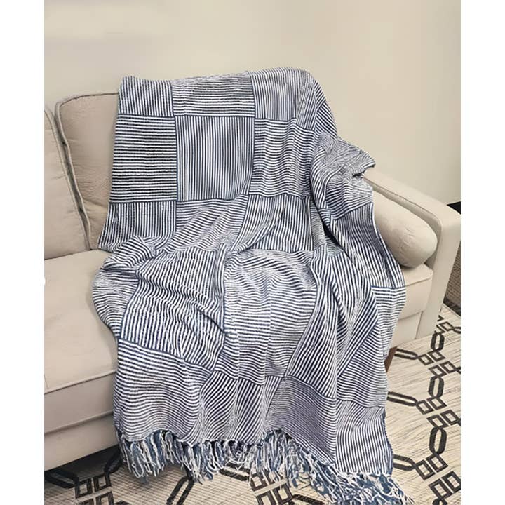 Fennco Styles - Wholesale Decoratiedeken - Marineblauwe chenille geweven gestreepte plaid van 50"x60" 1