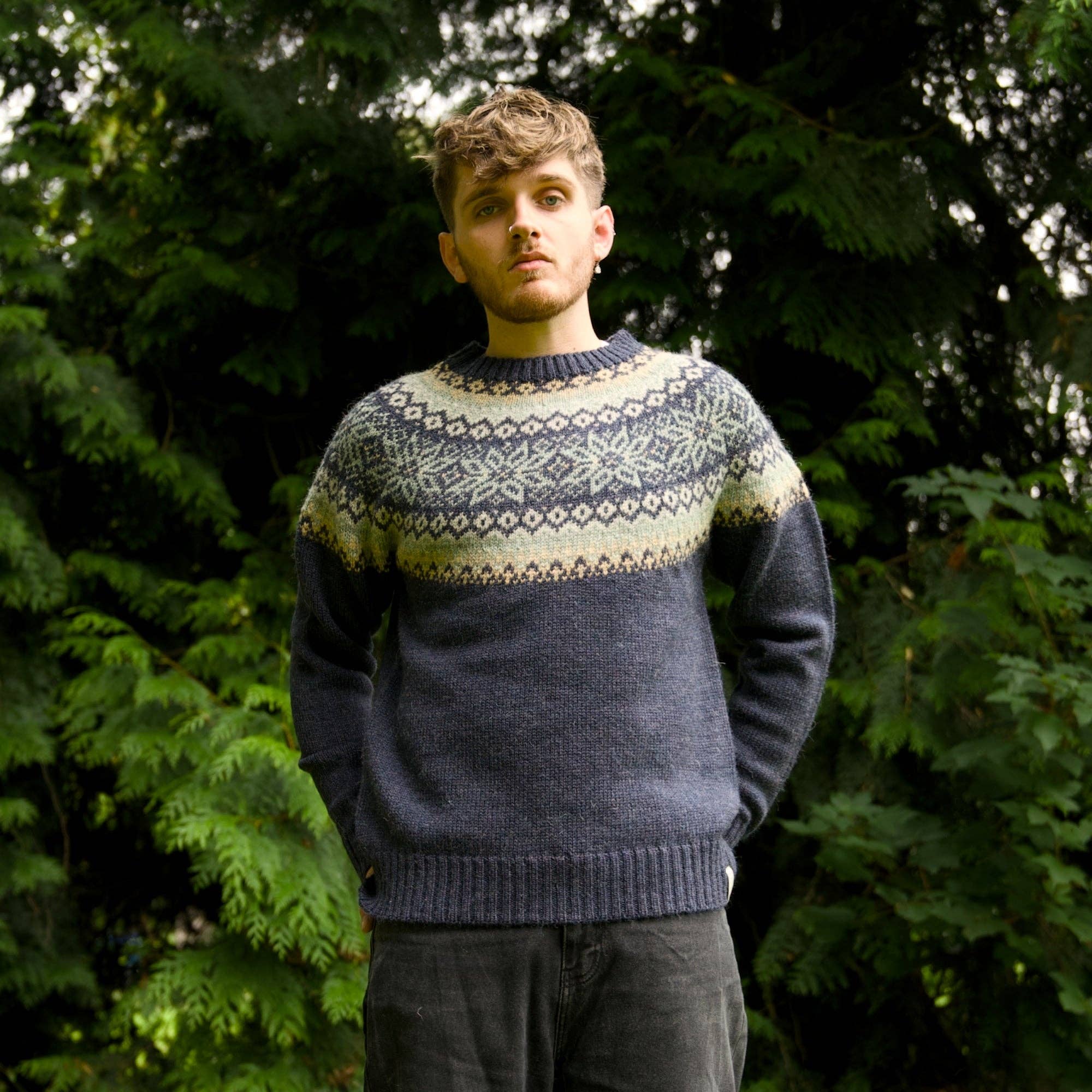 Mars Knitwear – wholesale Knitted jumper – Men′s – British Wool - Cobden - Denim3