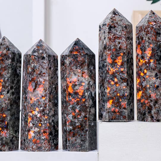 Moon Rituals - Wholesale Spiritual Stone/Crystal - Yooperlite Tower Point Generator - Nature's Glow in Your Home, Christmas Crystal Gift1