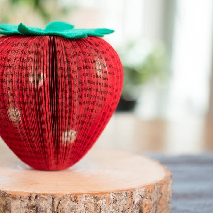 Root To Vine - Wholesale Decorative Tabletop Object - Strawberry Decor-Book Gift-Paper Anniversary-Summer Fruit