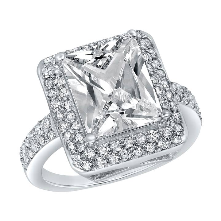 Grande bague en argent sterling avec zircone cubique taille radiante pour la vente par West Coast Jewelry
