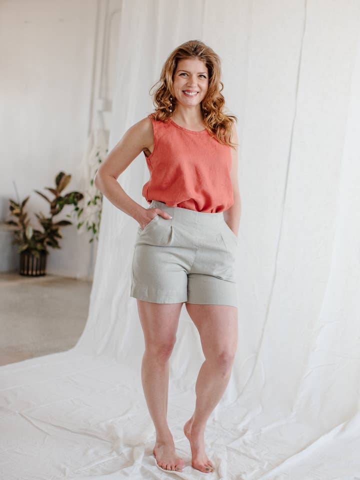 Réservoir essentiel pour la vente par Cedar and Vine