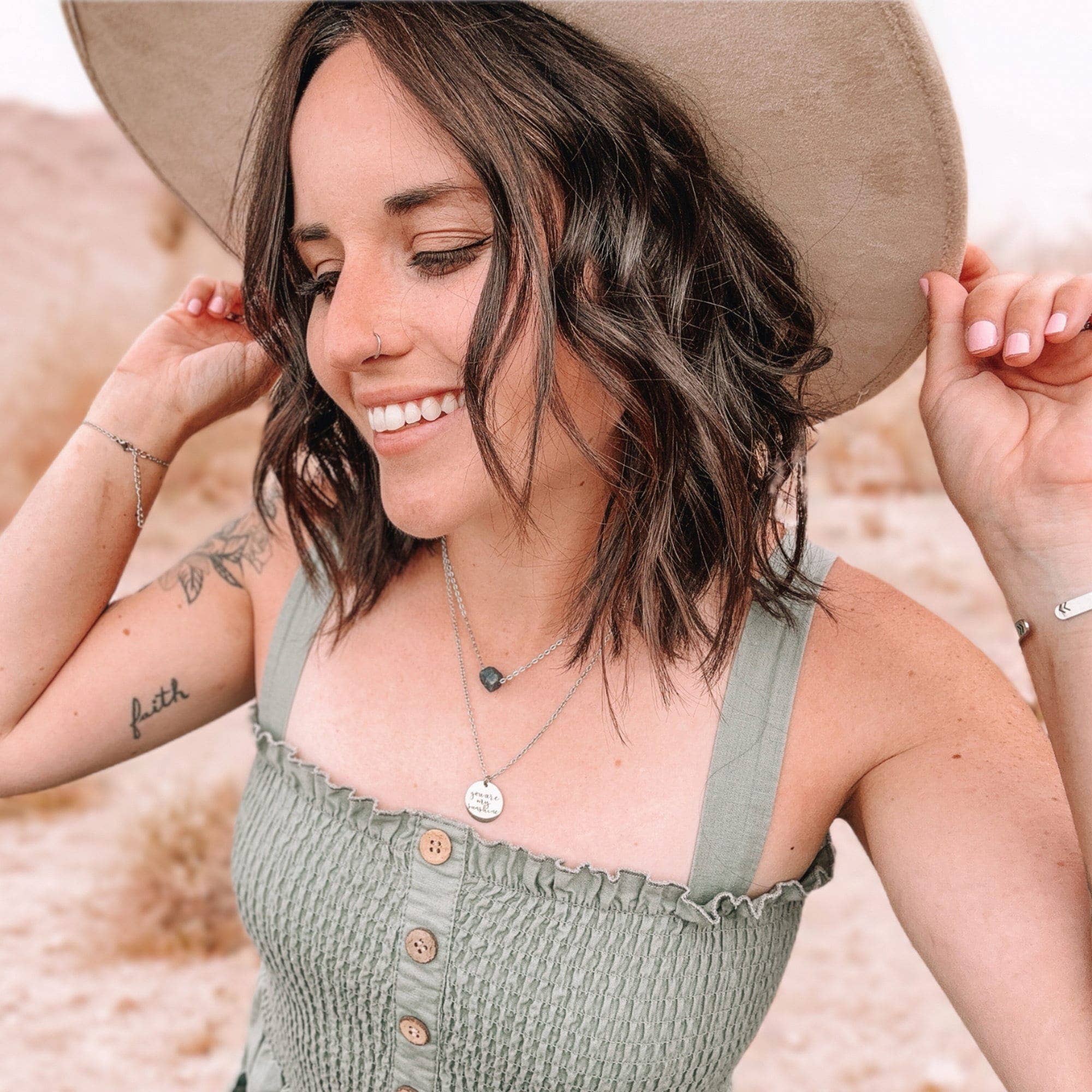 Avy + Tay - Wholesale Beaded Bracelet - BEADED DAISY WORD BRACELET1