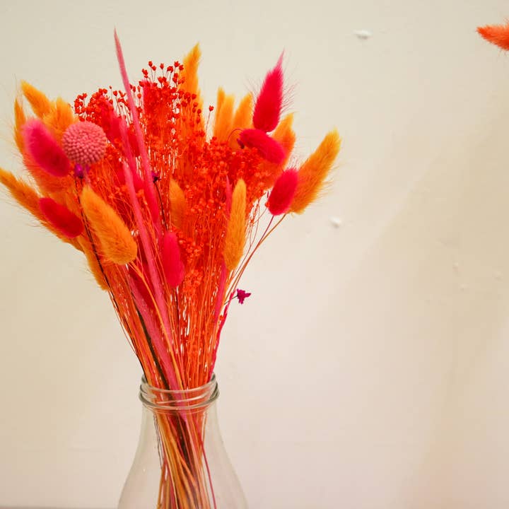 Wildestdreams.flowers – wholesale Torkade/pressade blommor – Orange & rosa torkad blombukett - Boho brudbukett