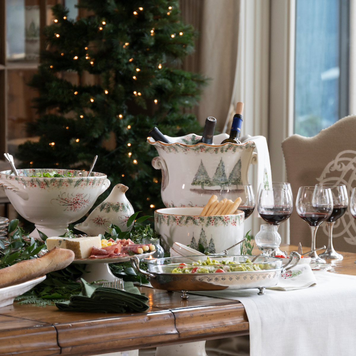 Arte Italica & Crown Linen Designs – Großhandel Schüssel – Natale Fußschale mit Henkeln - Weihnachten2