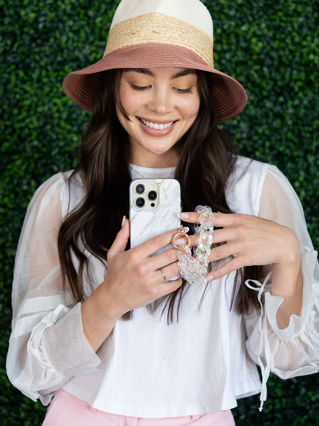 Ellie Rose - Wholesale Phonecase Strap - Phone Charm - Clear Holographic7