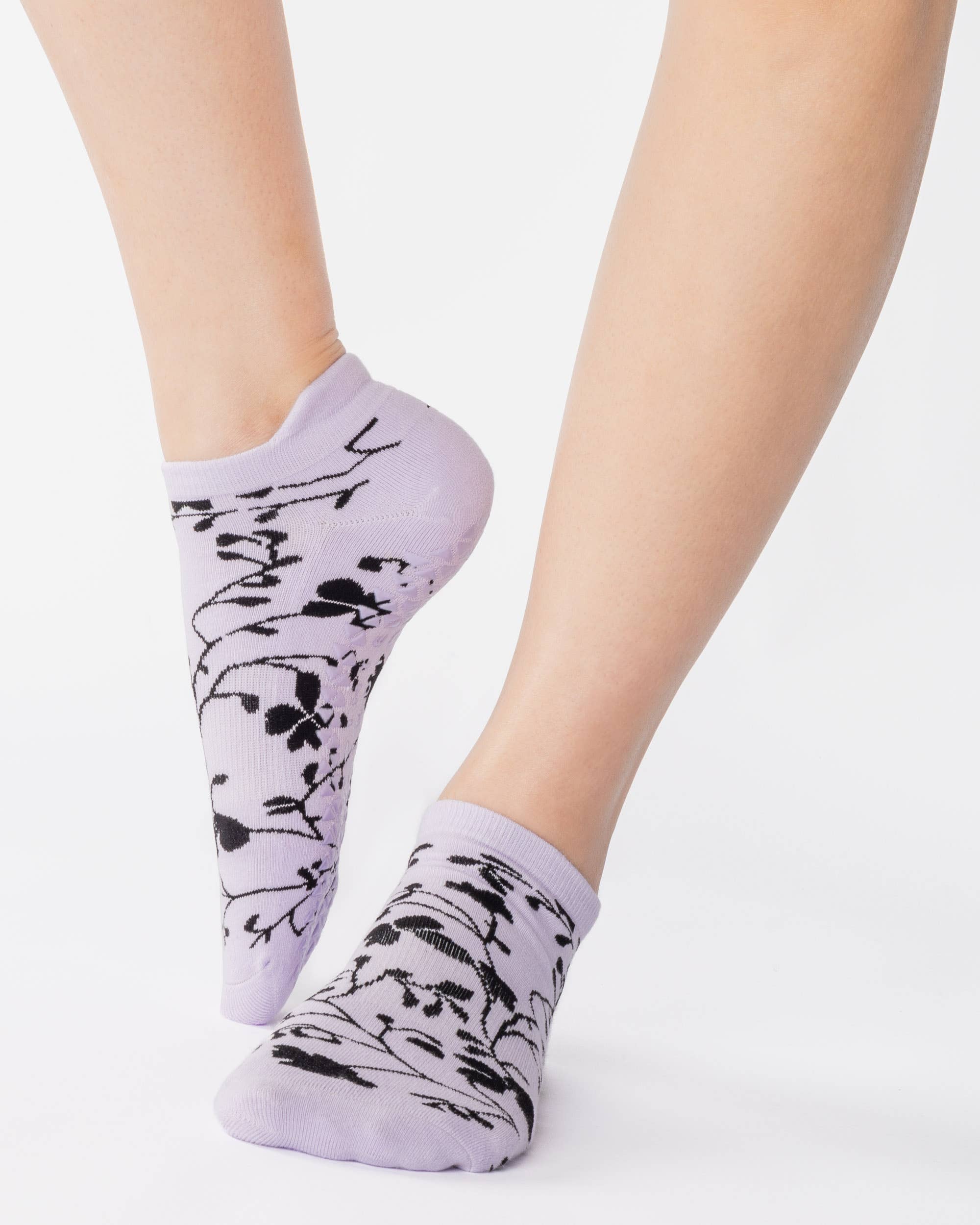 Pointe Studio - Wholesale Socks - Women's - Women's Garden Vines Full Foot Grip Sock – No Slip Cotton Blend for Pilates & Barre2