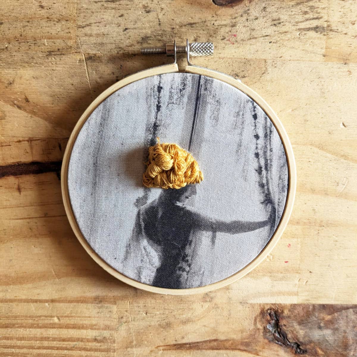 TheComptoir - Vente Accessoire de broderie/point de croix - kit de broderie - Cheveux Blonds1