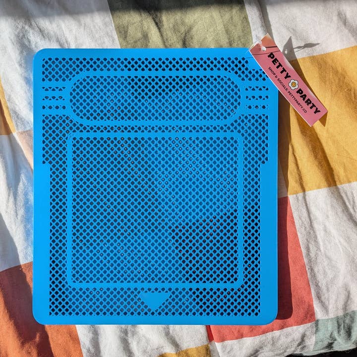 Spilpatron Pin & Ørering Display Board (Elektrisk Blå) for engroshandel hos Petty Party