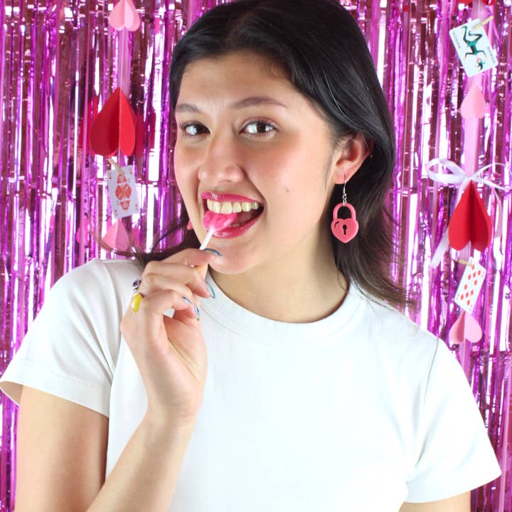 Sour Cherry – wholesale Dangle earrings – Rose Pink Key To My Heart Earrings3