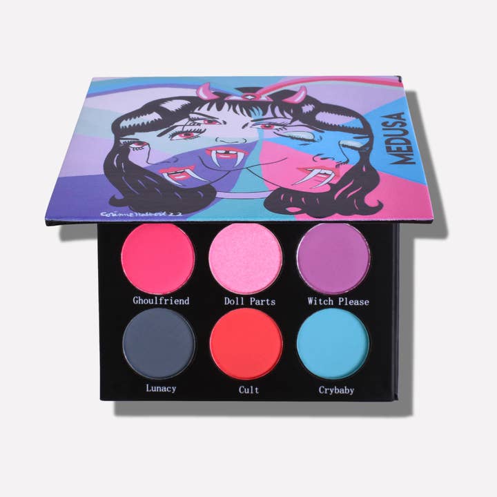 Palette de fards à paupières Pastel Goth pour la vente par Medusa's Makeup