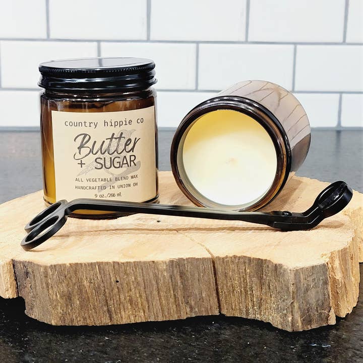 Vela en tarro de 9 onzas inspirada en un boticario de mantequilla y azúcar para venta al por mayor de Country Hippie Co.
