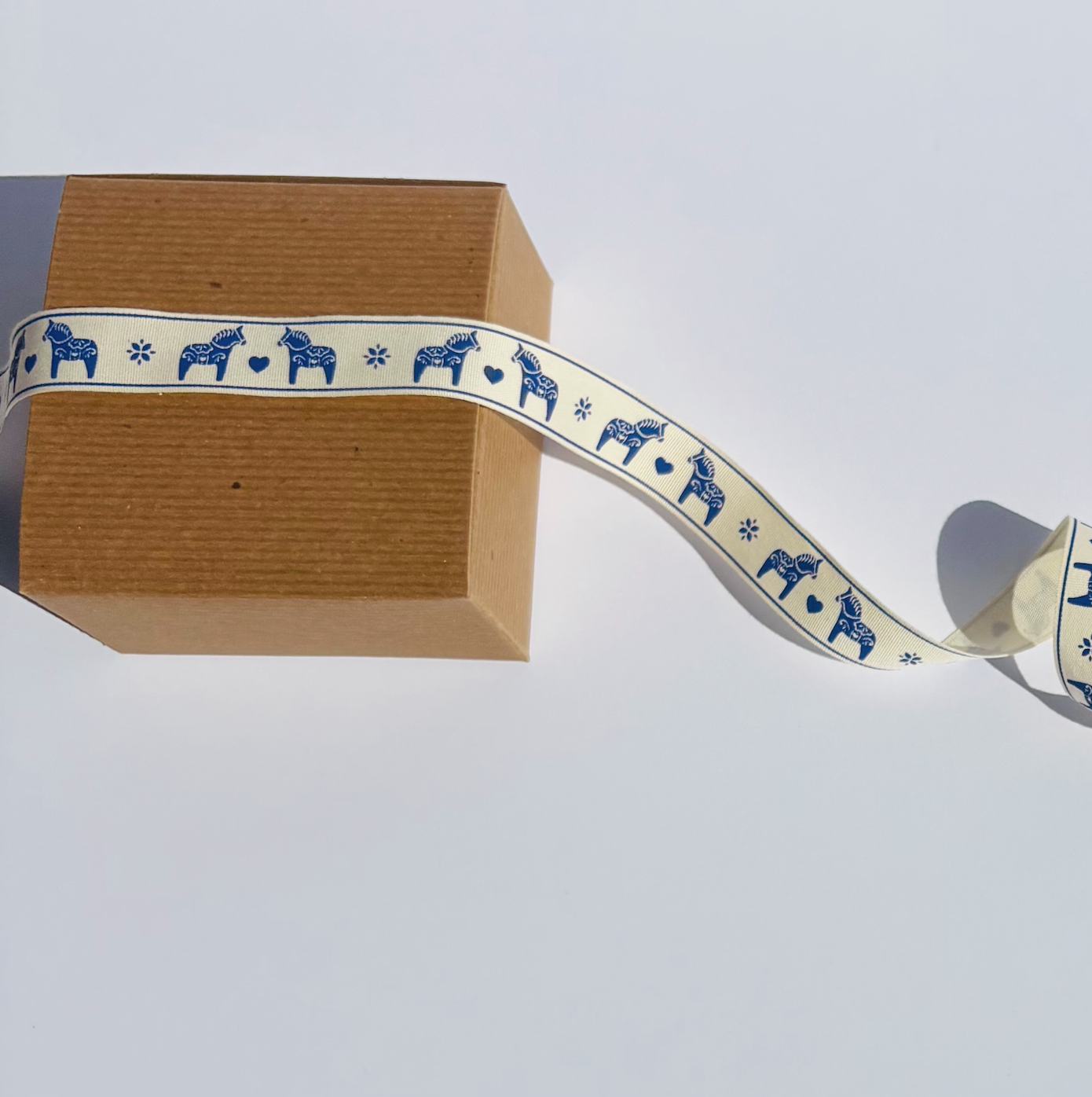 Scandinavian Hearts - Wholesale Ribbon - Gift Wrapping - Swedish Dala Horse Cotton Ribbon Gifts Crafts & Decor 5 yds4