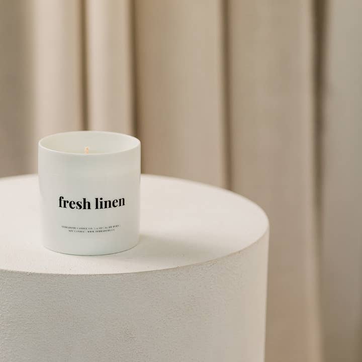 Fresh Linen Soy Candle | Ceramic Jar + Box | 11 oz for wholesale by Terradomi Candle Co.