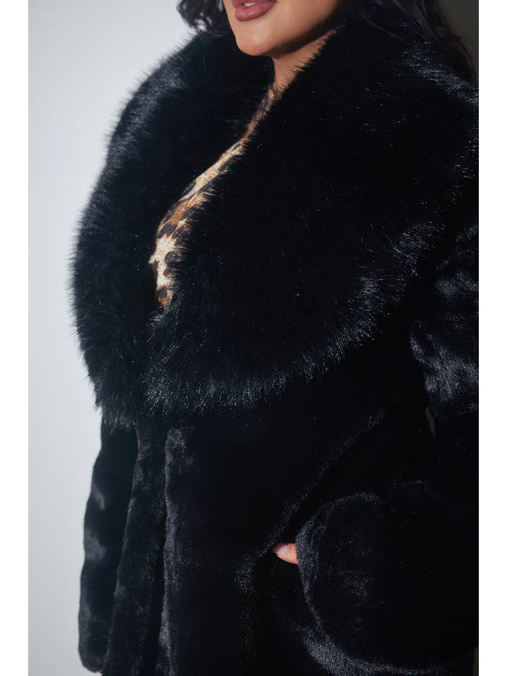 WFFS - Wholesale Coat - Women's - Faux Fur Long Coat with Pockets