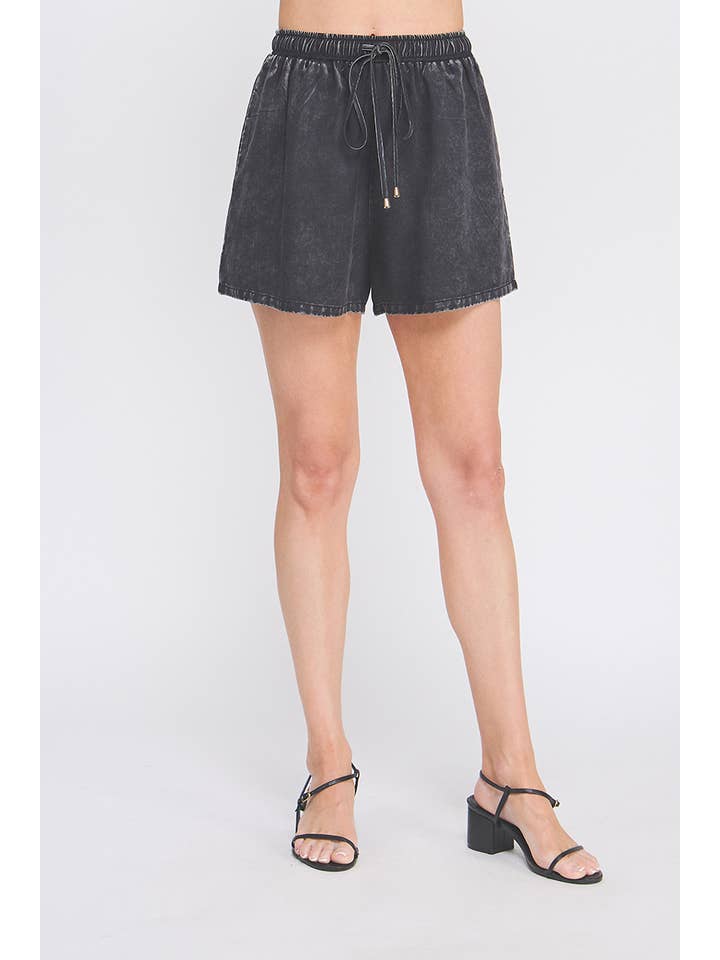 Allie Rose - Wholesale Shorts - Women's - Washed Chambray Elastic Waist Drawstring Shorts
