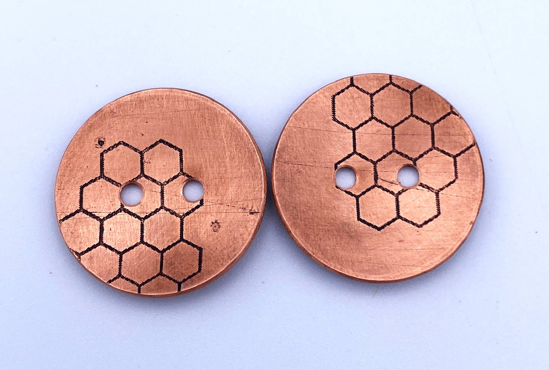 Wandering Dog Metal Art - Wholesale Sewing Button/Snap - Handmade Metal Buttons Etched Bees Butterfly Brass Copper7