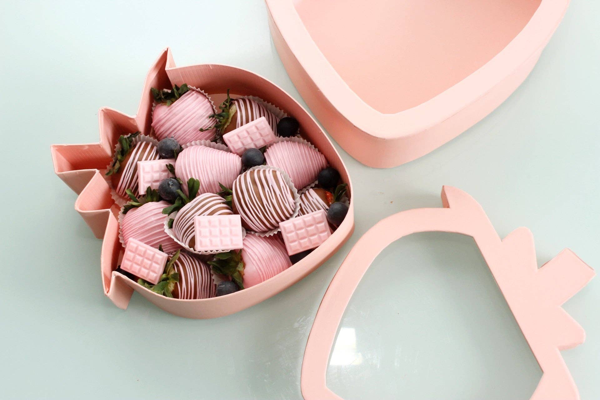 Elegant Design Supply - Wholesale Gift Box - Strawberry Shaped Gift Box20