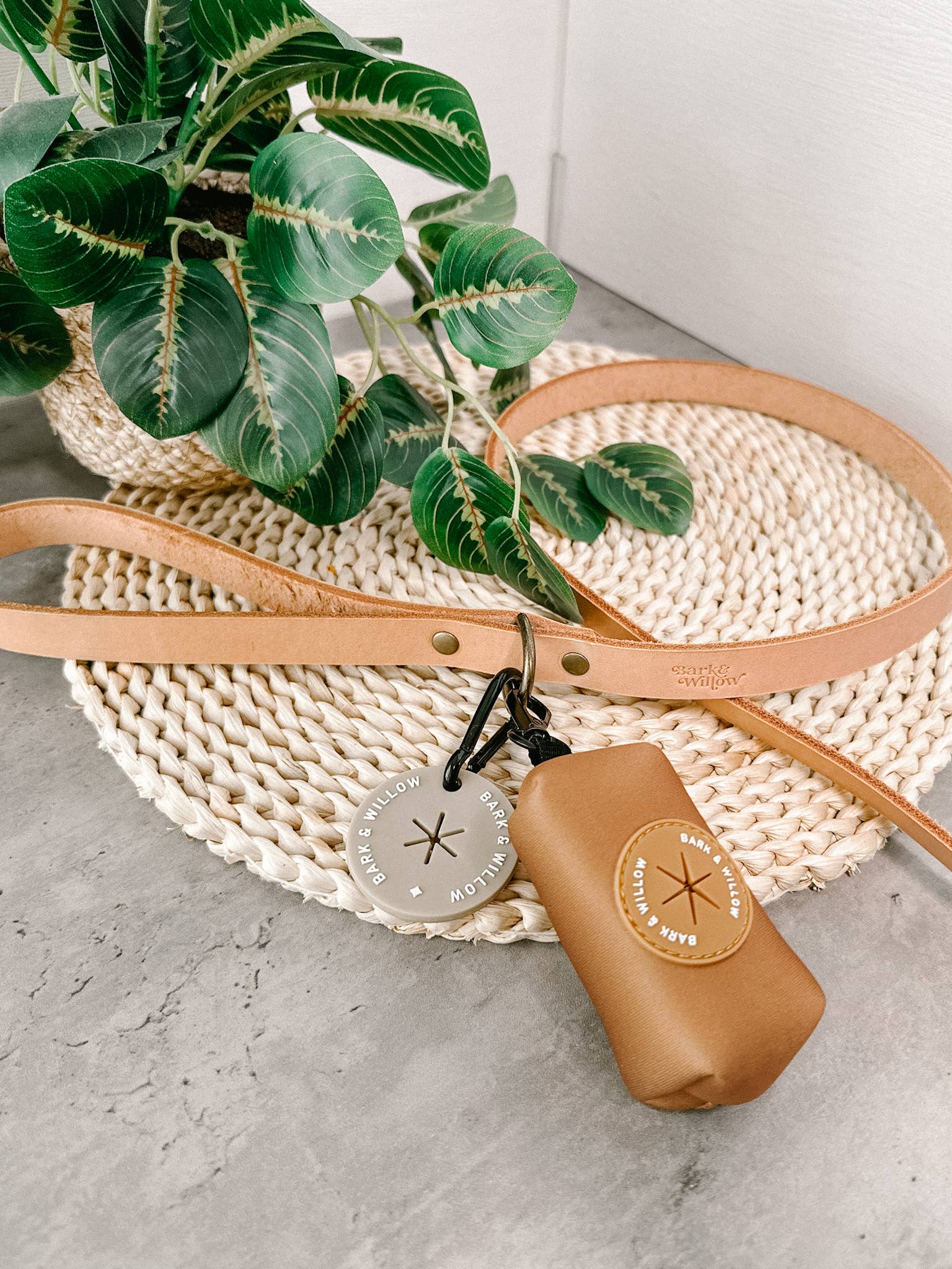 Bark & Willow - Wholesale Pet Poop Bag Dispenser - Poop Bag Holder6