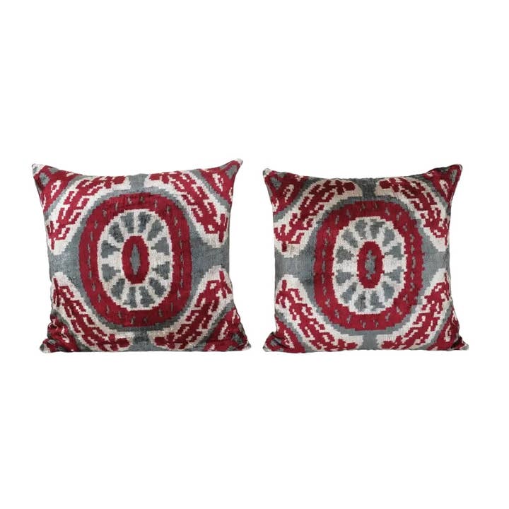 Granit Grå Silk Ikat Velvet Kudde, Uppsättning av Två Silk Ikat för wholesale av Vintage Pillows Store