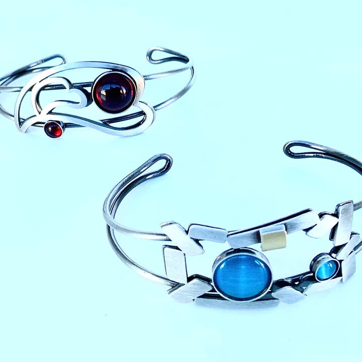 Christophe Poly / Crono Design - Vente Bracelet manchette - BRACELETS (B) - Manchette en fil en tailles 1 et 2, toutes deux ajustables49