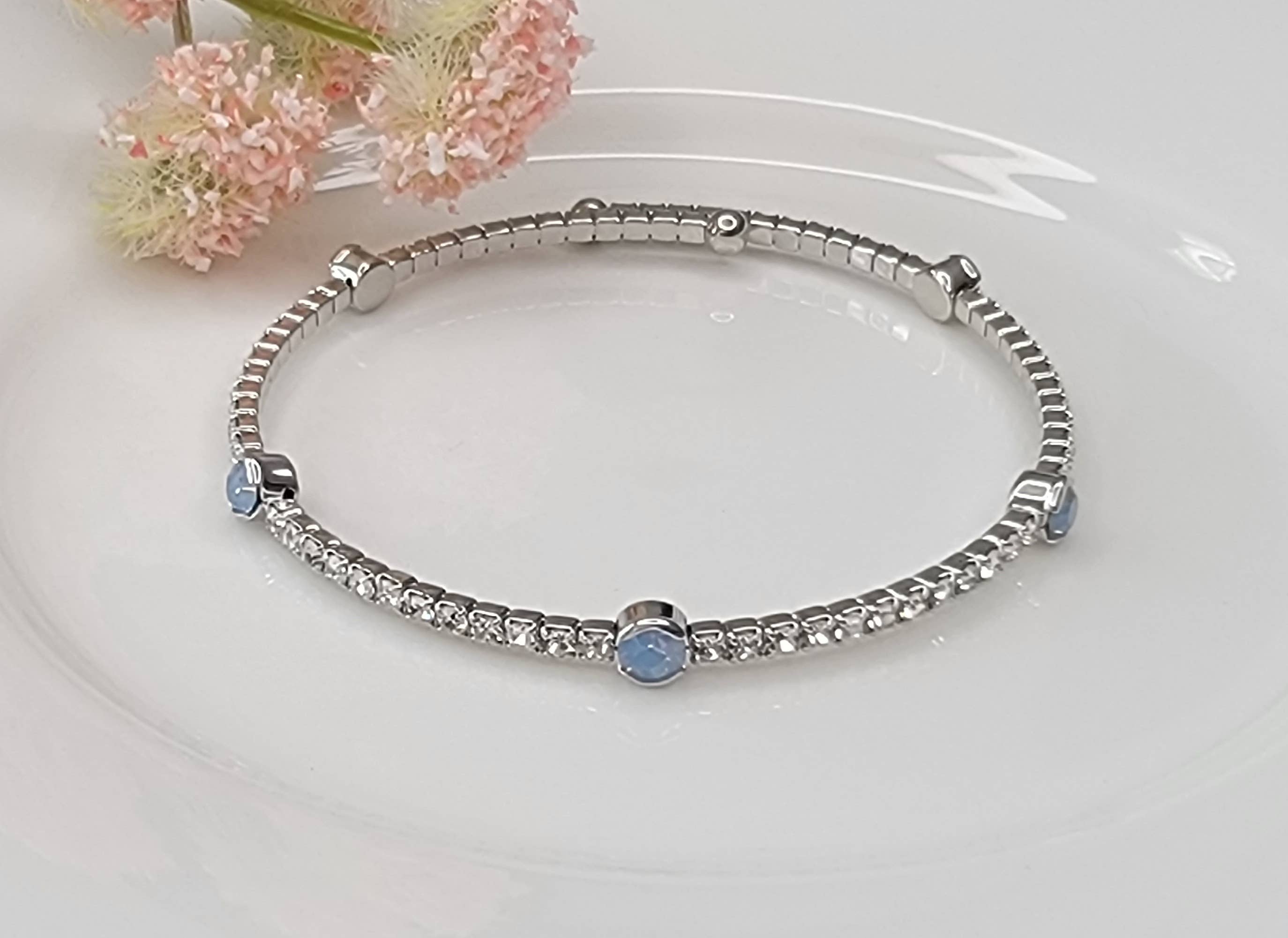 BETTYOH INC - Wholesale Armband met kralen - STAPELBARE ARMBAND VAN ZILVERKLEURIG METAAL.3