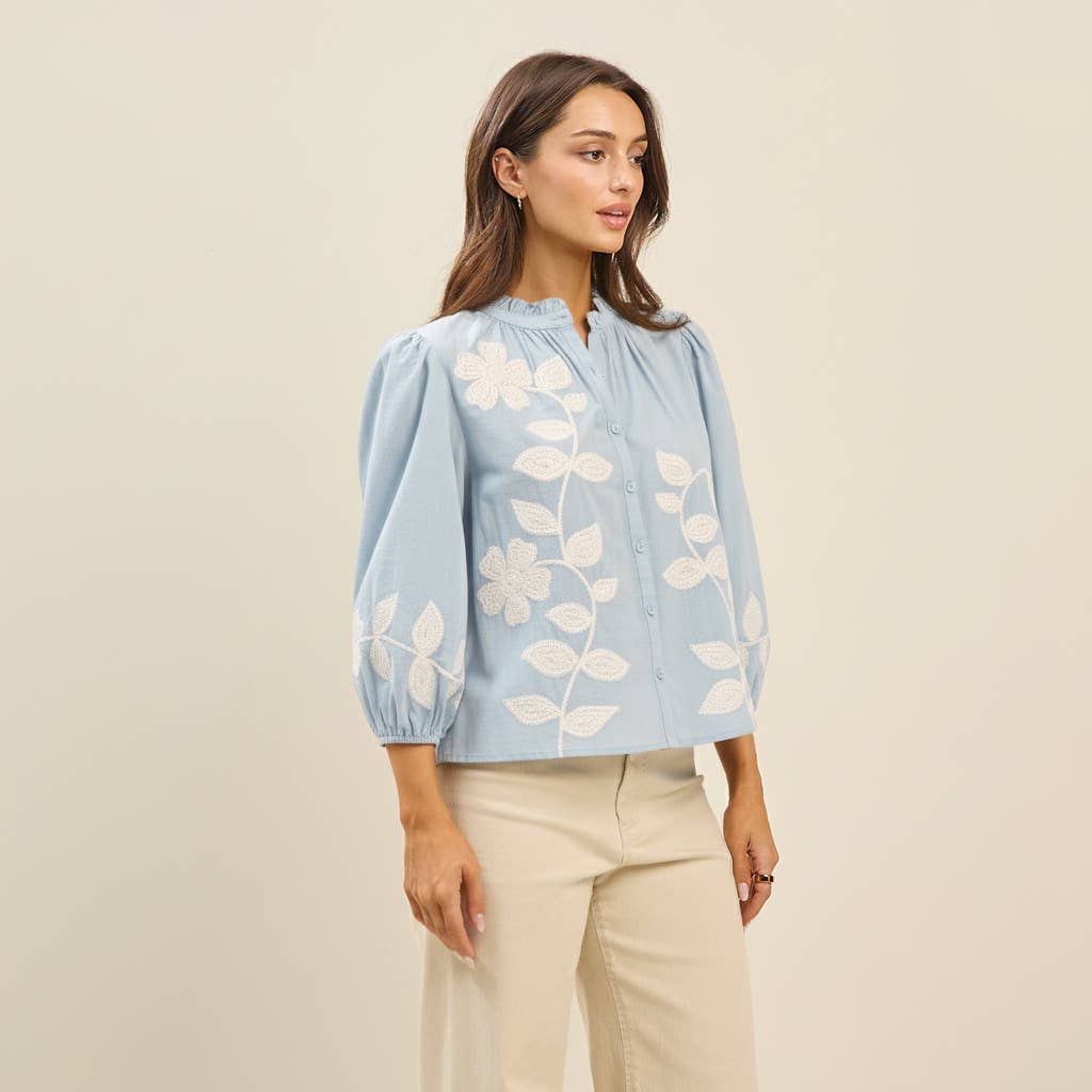 Able – Großhandel Hemd mit Button-down-Kragen – Damen – Bestickte Baumwollbluse5