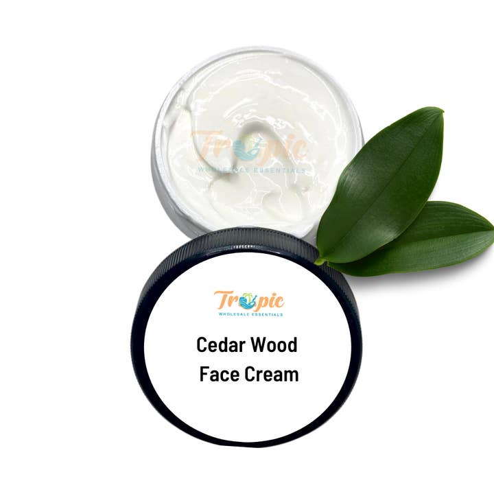 Crema facial de madera de cedro para venta al por mayor de Tropic Wholesale Essentials