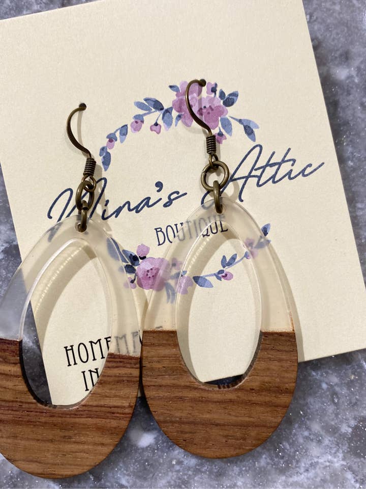 Clear Oblong Cutout for wholesale by Nina’s Attic