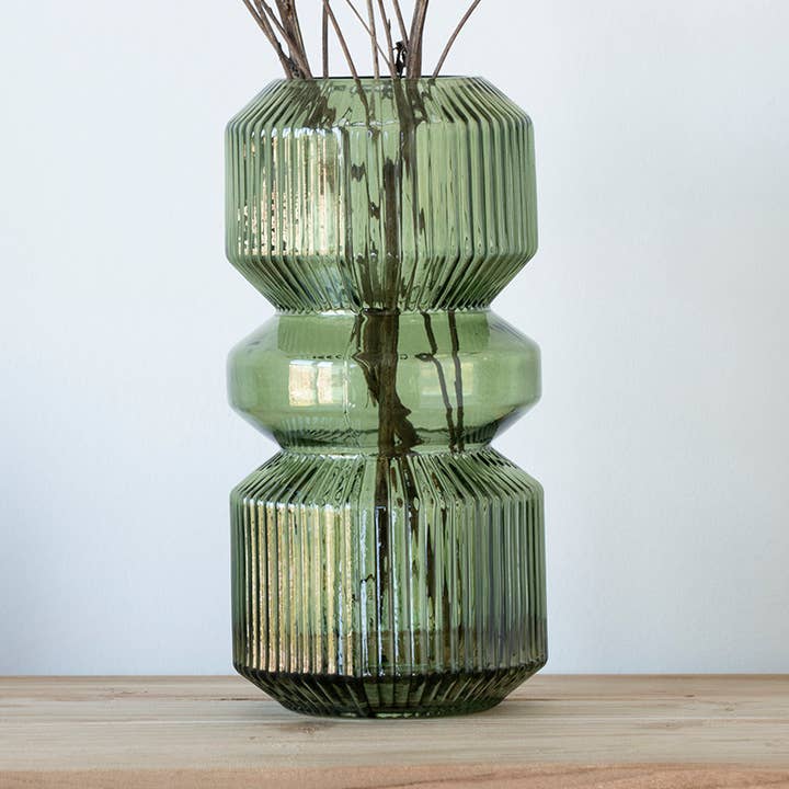 Glass Vase - Vase in green glass Ø12x25 cm for wholesale on Faire0